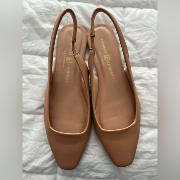 Chinese Laundry Tan Slingback Flata - Picture 1 of 9